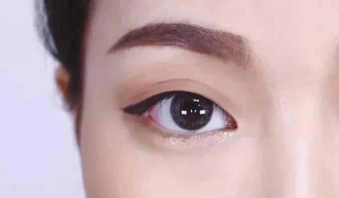 6 bước make-up cho nàng mắt một mí chuẩn style Hàn-6