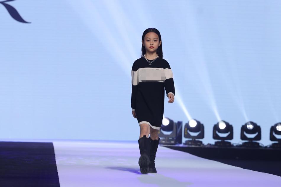 Con gái các mỹ nhân Hoa ngữ nườm nượp vào showbiz-2