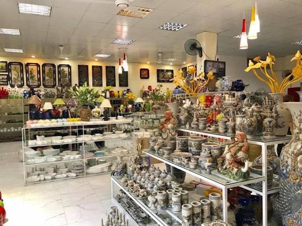 Nữ doanh nhân nặng lòng với gốm Bát Tràng-4
