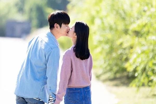 Thanh niên phát hoảng kể về cô người yêu với lối sống kinh hoàng suốt 25 năm-1