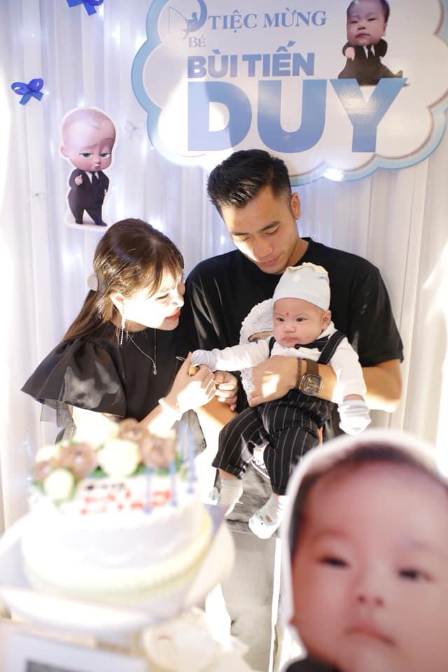 Hết em vợ ngoại quốc, Bùi Tiến Dũng khoe cháu trai cực phẩm-6