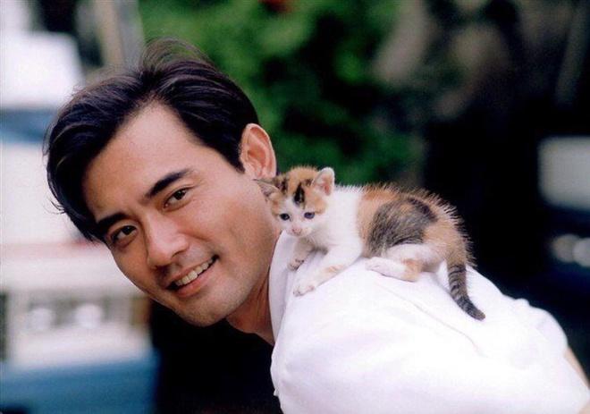 Tuổi già chăn ngan vịt của tài tử từng là báu vật giới giải trí-5