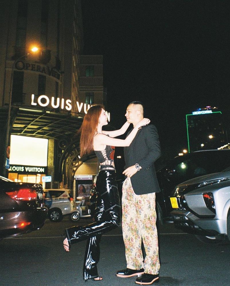 Ngọc Trinh khiến áo cánh bướm dối gian sold out chỉ sau 2 giờ-11