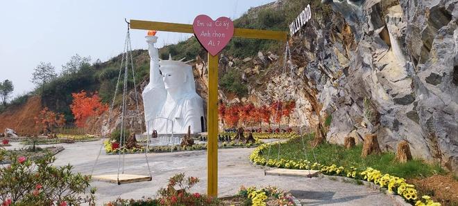 Tạm đóng cửa điểm check-in tượng Nữ thần Tự do ở Sa Pa-1