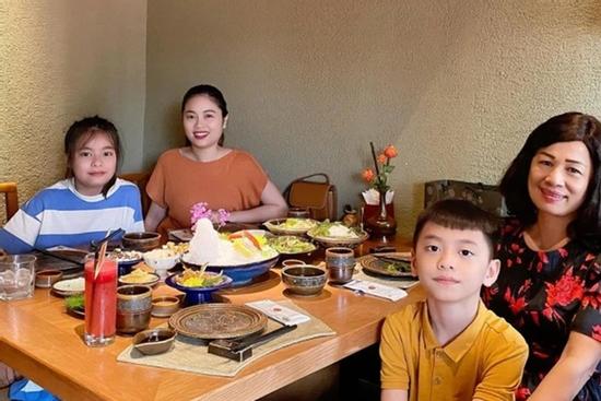 Hằng 'Túi' tiếp tục lộ mối quan hệ đặc biệt với mẹ chồng cũ