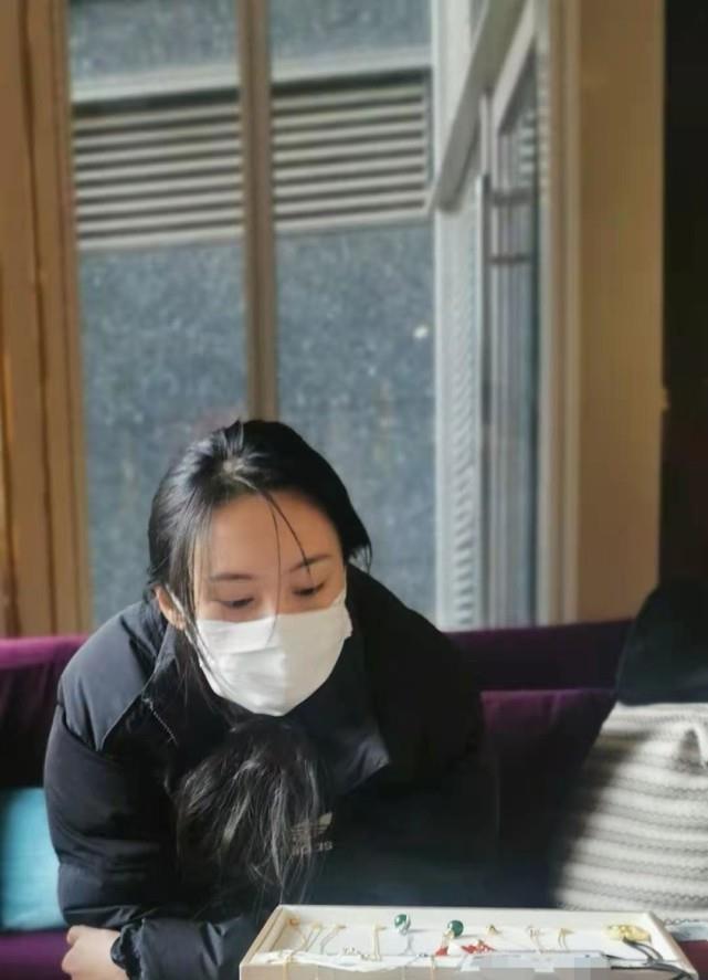 Rộ tin thế lực ngầm đưa Trịnh Sảng trở lại showbiz-2