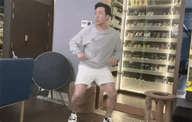 Soi tủ đồ hiệu của sao Việt, người ngỡ giàu nhất lại đơn giản khó tin-4