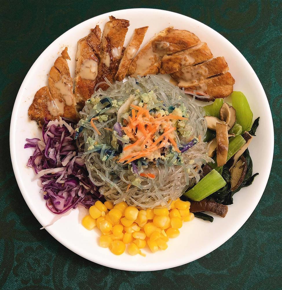 Trai đẹp khoe những đĩa cơm ăn kiêng siêu ngon khiến chị em nhìn mà tự thấy xấu hổ-10