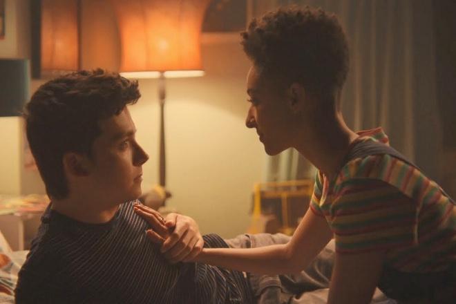 Series phim giáo dục giới tính Sex Education trở lại vào cuối năm nay-3