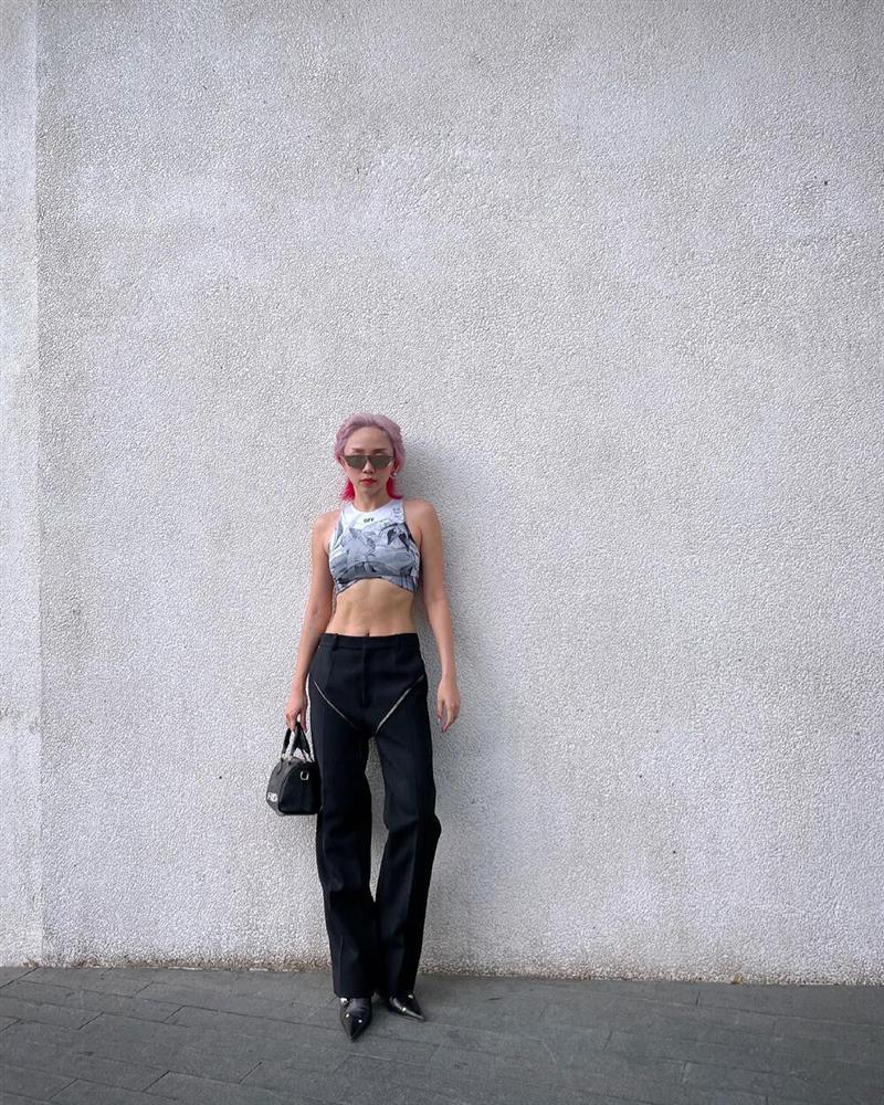 Tóc Tiên khoe body đạt chuẩn, vòng eo múi nào ra múi nấy nhìn mà phát ghen-1