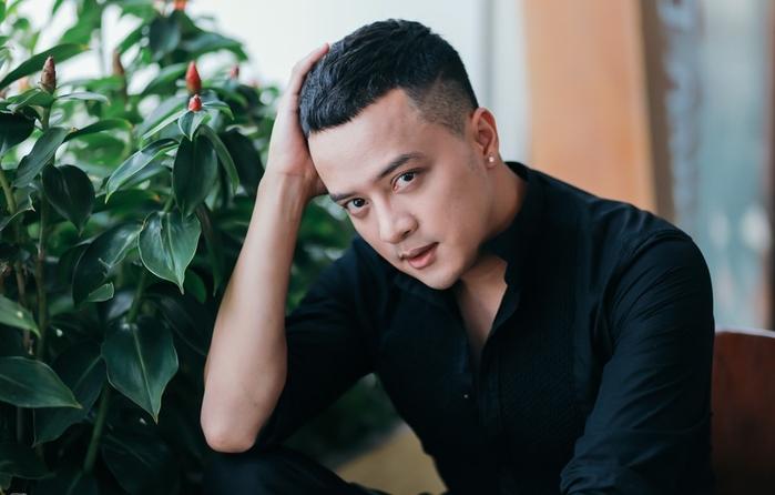 Nathan Lee bị tố nợ nần, ảo danh siêu mẫu, nhận vơ Tòa thị chính Paris-2