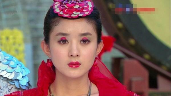 Những lần Triệu Lệ Dĩnh bị lớp son phấn dìm hàng không thương tiếc-2