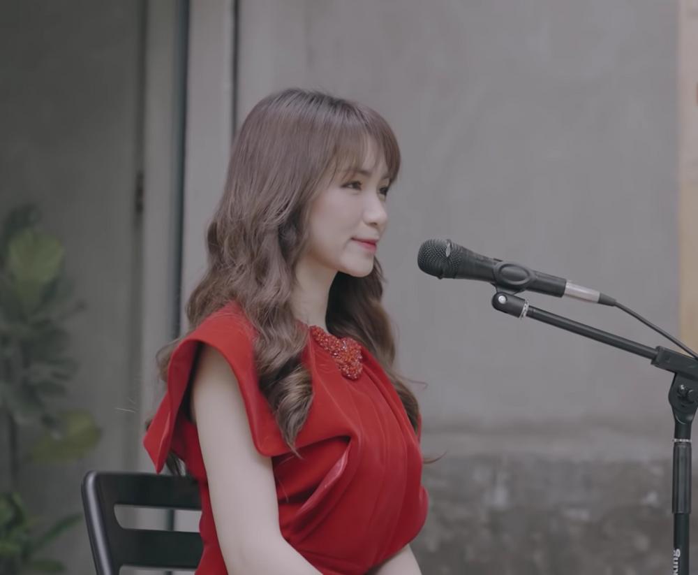 Hòa Minzy cover nhạc phim thời ô kìa, bị nhận xét nắn nót quá đâm mệt-2