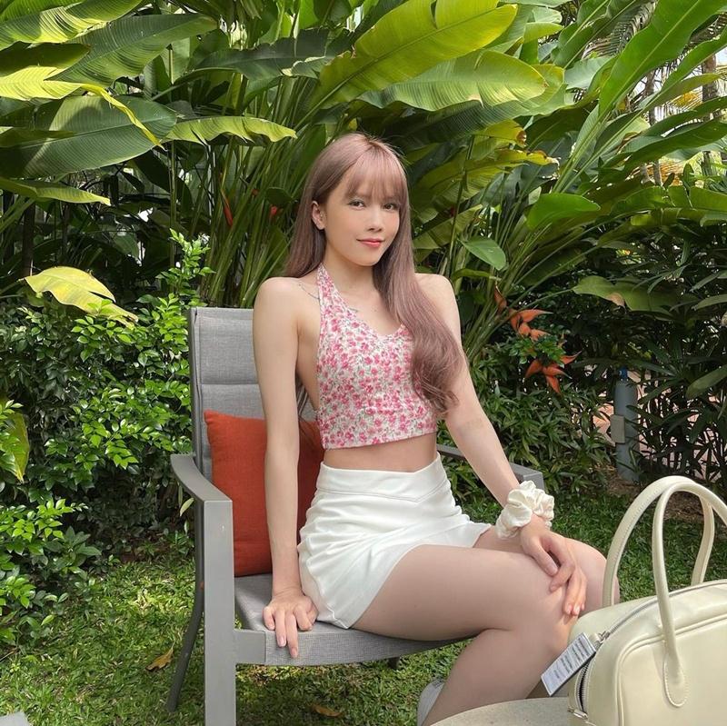 Tiểu Vy diện áo xuyên thấu - Salim mix đồ tập sành điệu dạo phố-3