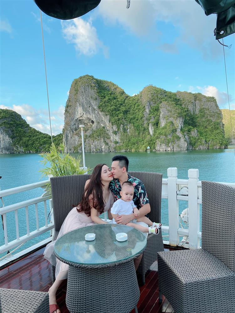 Hotboy cảnh sát sau 3 năm cưới top 10 Hoa Hậu Việt Nam-10