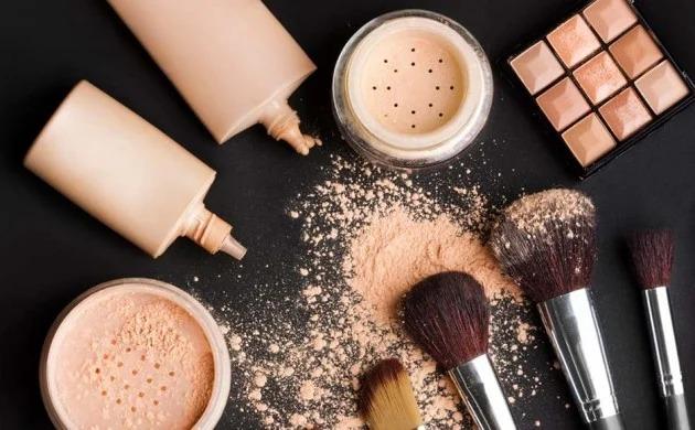 4 mẹo khóa chặt lớp make-up, tránh mặt chảo dầu như Kỳ Duyên, Phạm Hương-1