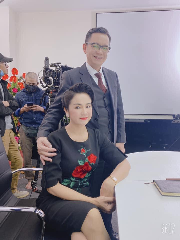 Khán giả nói gì khi NSND Thu Hà chia tay Hướng Dương Ngược Nắng?-11