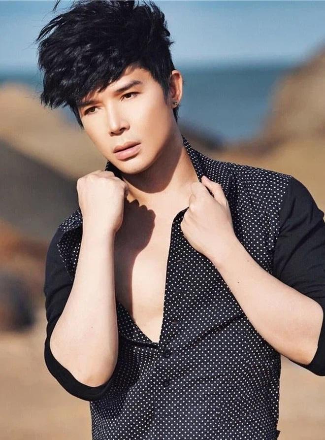 Beauty blogger nổi tiếng khuyên Nathan Lee ngừng chiến vì... bội thực rồi!-1