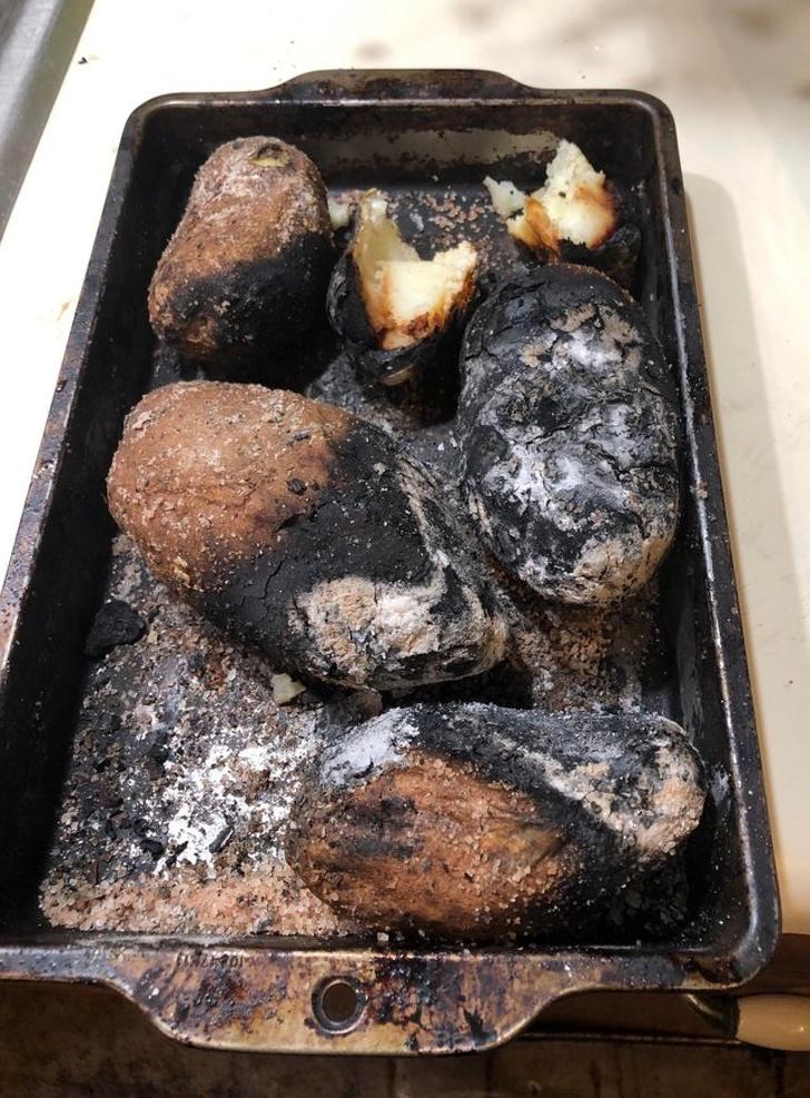 Những dấu hiệu cho thấy một số cánh mày râu vẫn là đứa trẻ to xác làm chị em tức điên-6