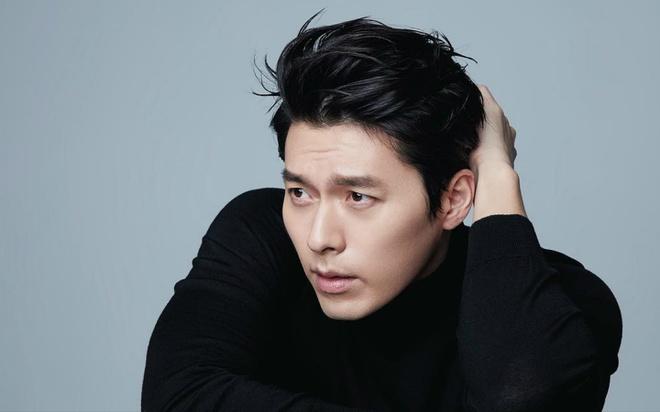 Hyun Bin đã chuyển đến nhà mới từ cuối năm 2020. Đầu tháng 1/2021, chủ đầu tư mới hoàn tất mọi thủ tục sang nhượng quyền sở hữu cho tài tử. Nhiều tin đồn cho hay Hyun Bin mua penthouse để chuẩn bị kết hôn cùng Son Ye Jin. Tuy nhiên, phía nam diễn viên phủ nhận rằng đó không phải là nhà tân hôn như công chúng đồn thổi.