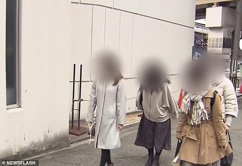 Hẹn hò cùng lúc 35 cô gái, chàng trai 29 tuổi nhận cái kết đắng ngắt-3