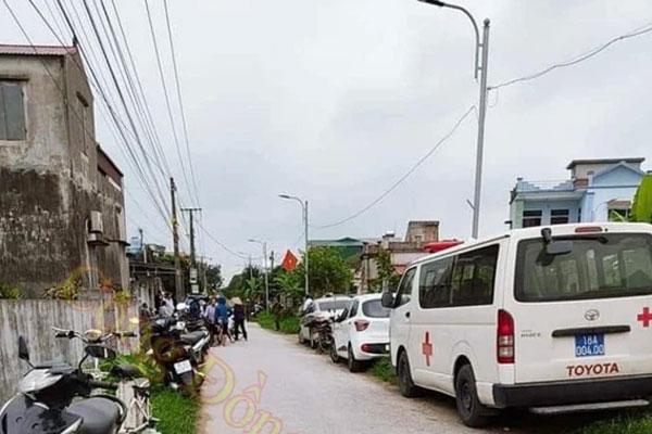 NÓNG: Bé 11 tuổi chết bất thường trong nhà tắm, nghi bị diệt khẩu-1