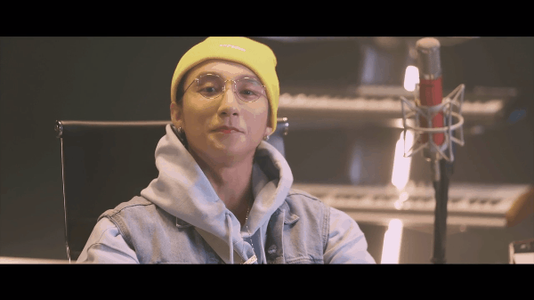 Fan truy lùng cô gái trong bài mới của Sơn Tùng, hóa ra crush từ cấp 3?-1