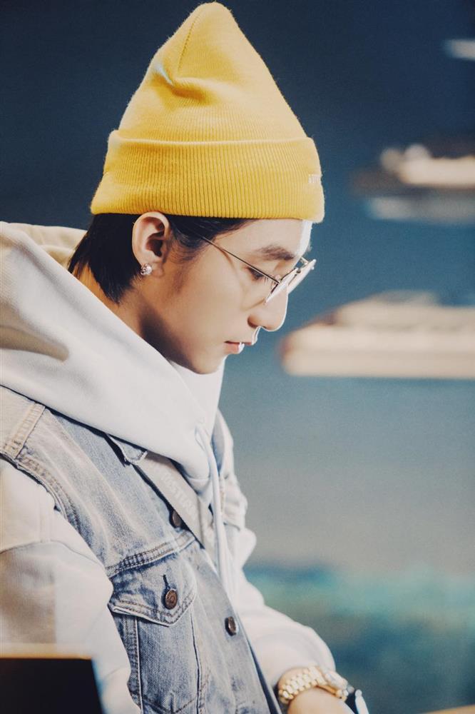 Fan truy lùng cô gái trong bài mới của Sơn Tùng, hóa ra crush từ cấp 3?-3