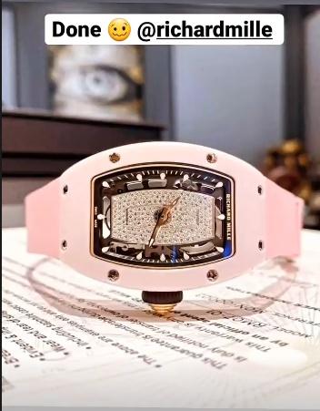 Ngọc Trinh sắm thêm đồng hồ 2 tỷ, mơ mộng rinh luôn em Mẹc-3