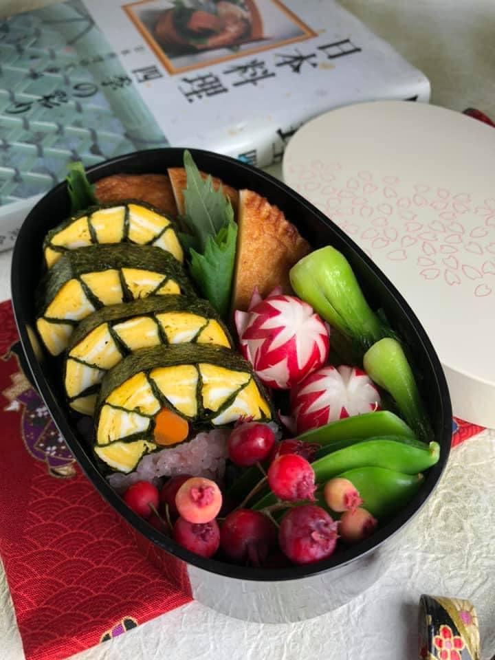 Mẹ Việt ở Nhật mang cảnh sắc Nhật Bản vào cơm cuộn nhìn đẹp chẳng nỡ ăn-6