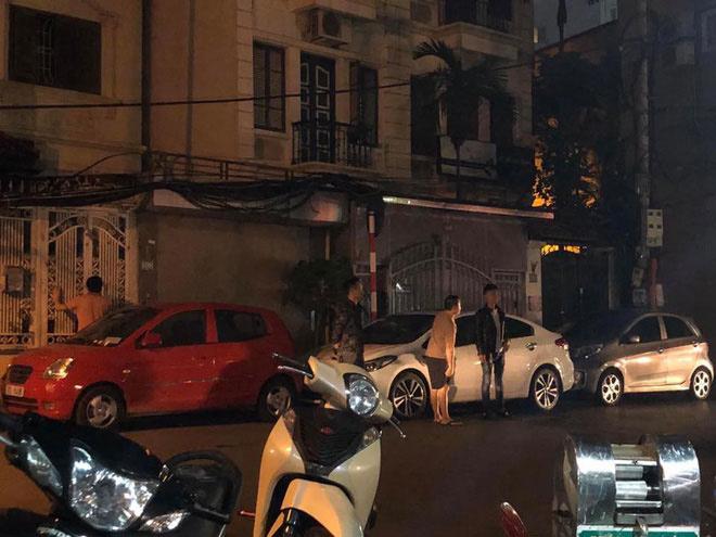 Đỗ xe chắn ngang cửa, tài xế có hành động khiến chủ nhà chả nỡ giận-7