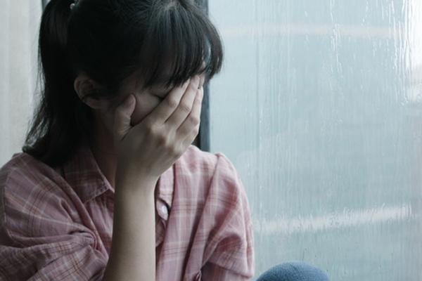 Đêm tân hôn, vừa cởi váy cưới, cô dâu khóc hết nước mắt vì hành động của mẹ chồng-3