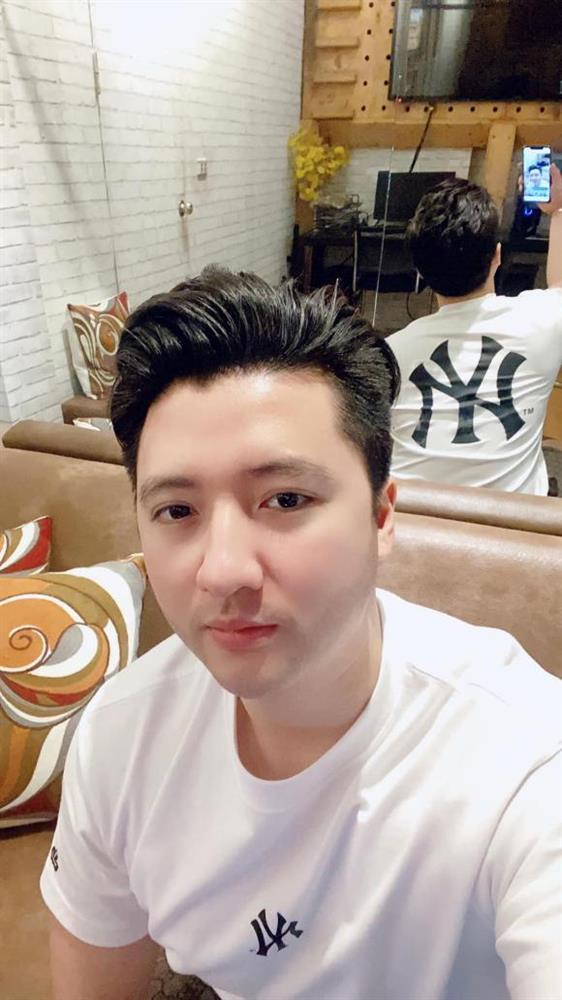 Ngoại hình thay đổi chóng mặt của Trọng Hưng sau 8 tháng ly hôn Hà My-8