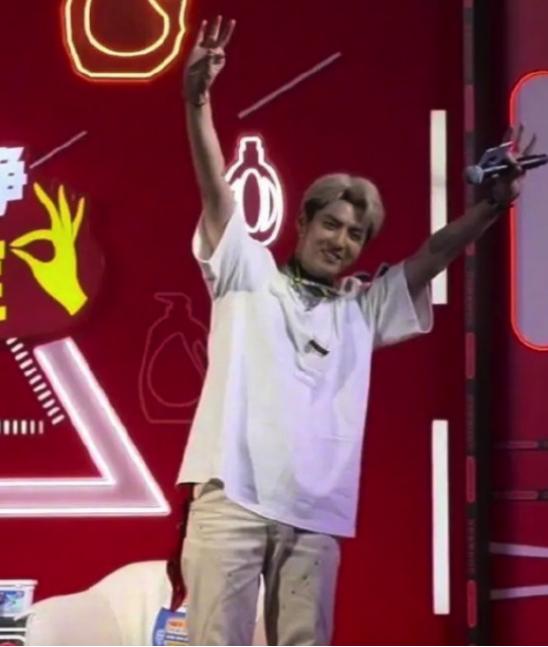 Mỹ nam hàng đầu Ngô Diệc Phàm tăng cân, xuống sắc thấy rõ-3