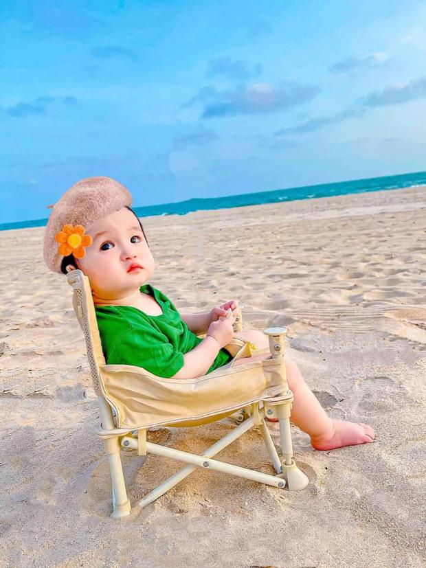 3 rich kid nhà Đoàn Di Băng: Xinh như thiên thần, lấy đồ hiệu làm đồ chơi từ nhỏ-6