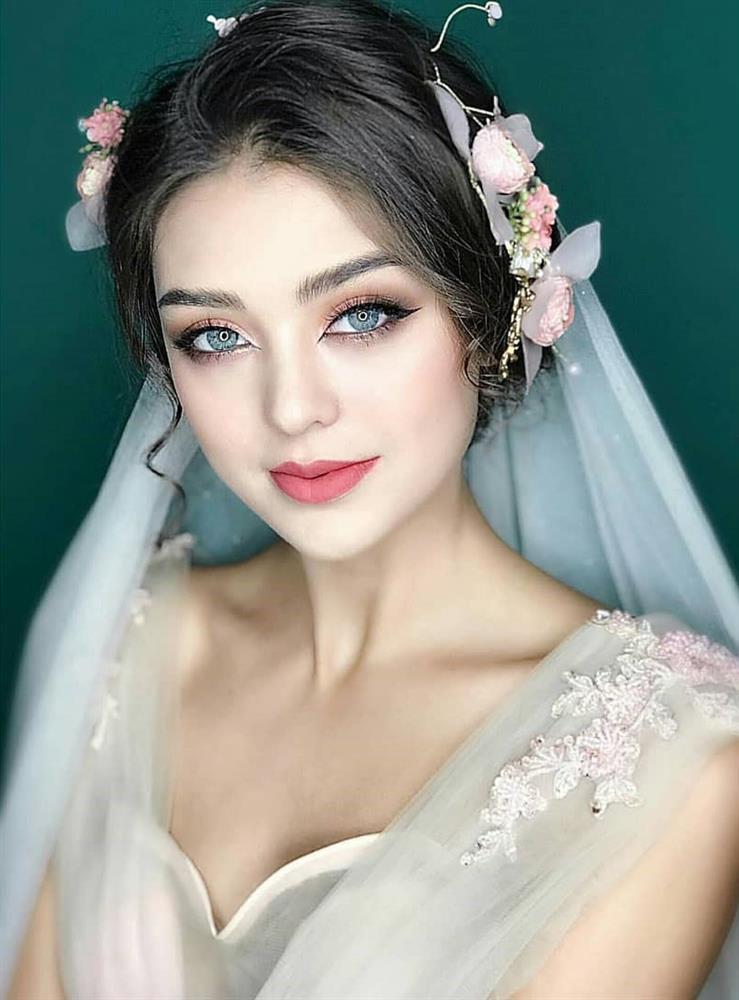 Bạn gái Tiến Dũng - gà Khắc Tiệp lúc hóa thiên thần khi già chát vì make-up-11