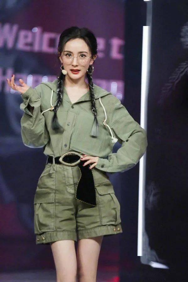 Chiêu make-up cho nàng đeo kính tự tin hẹn hò crush dịp 30/4-2