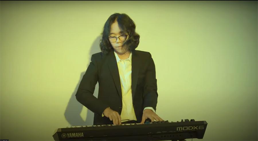 2 chàng trai Sài thành tự sáng tác hát vì đam mê-3