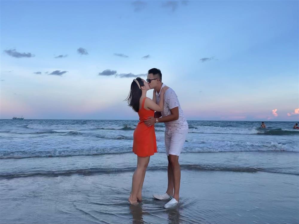 MC nổi tiếng VTV khẳng định minh mẫn khi công khai ảnh nóng-1