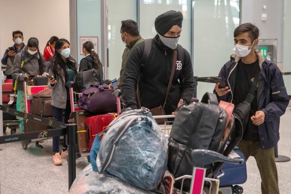 Hớ tiền triệu vì mua vé máy bay sớm-3