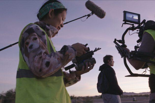 Chloé Zhao, Oscar và Trung Quốc: NGƯỜI RÕ SANG SAO CHẲNG AI BẮT QUÀNG?-2