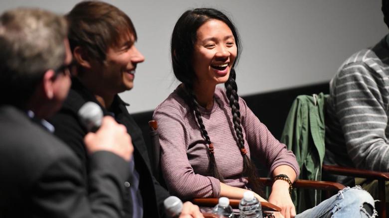 Chloé Zhao, Oscar và Trung Quốc: NGƯỜI RÕ SANG SAO CHẲNG AI BẮT QUÀNG?-3