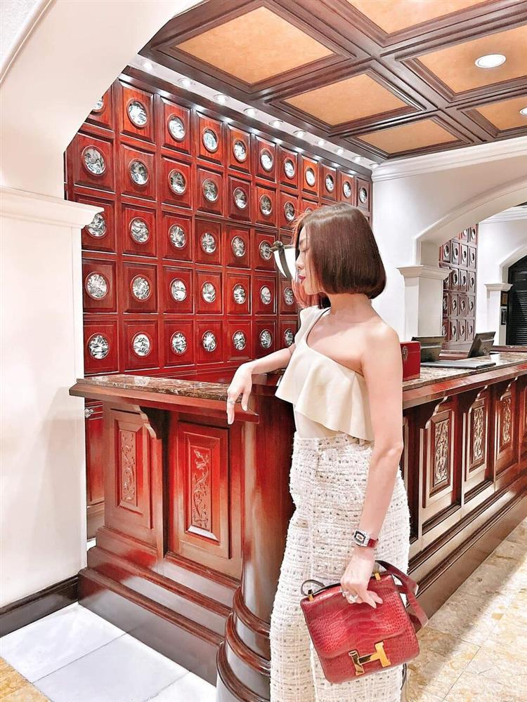 Lệ Quyên để lộ bụng to khó tin, nhiều người nghi có bầu nhưng sự thật là...-1