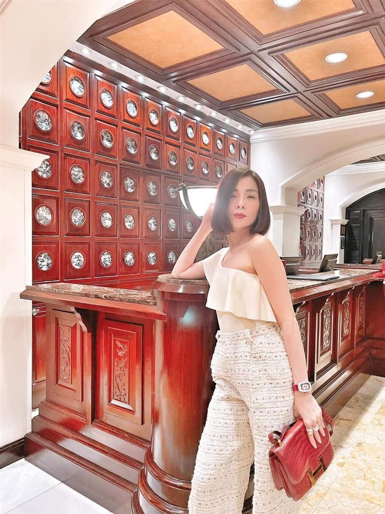 Lệ Quyên để lộ bụng to khó tin, nhiều người nghi có bầu nhưng sự thật là...-3