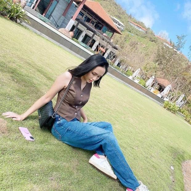 Nhan sắc vợ Văn Quyết ngày càng thăng hạng, netizen ước qua 30 tuổi cũng chỉ cần xinh thế-6