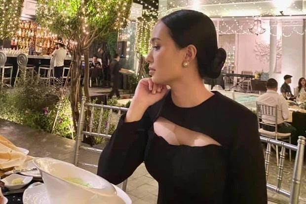 Đang dạy con học ngủ quên, Văn Quyết bị quý tử bóc phốt-5