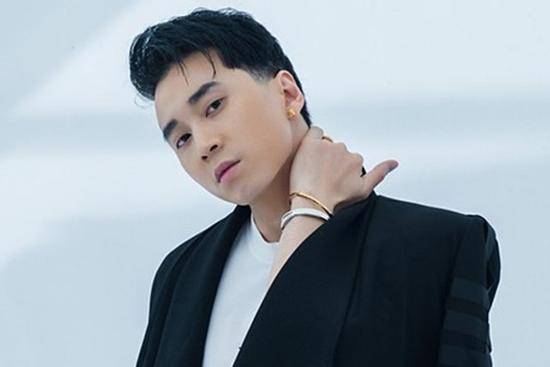 Chân Karik cần phẫu thuật sau khi đứt hoàn toàn dây chằng chéo