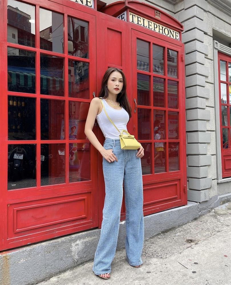 Đi chơi 30/4 mà lộ nội y như Sam là trừ ngay 10 điểm thanh lịch-1