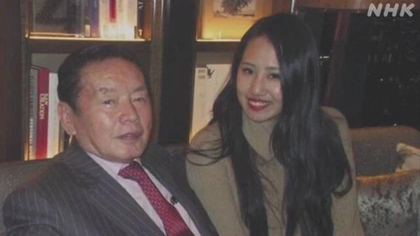 Đại gia U80 qua đêm với hơn 4.000 phụ nữ, cuối cùng bị vợ trẻ sát hại chiếm tài sản?-1