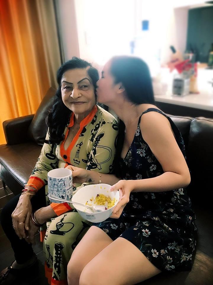 Võ Hạ Trâm kể tình hình loạn lạc tại Ấn Độ, nơi gia đình chồng đang sống-2